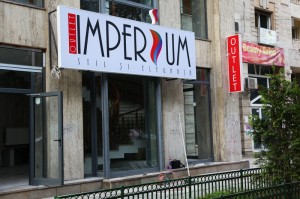 firma luminoasa outlet imperium 1